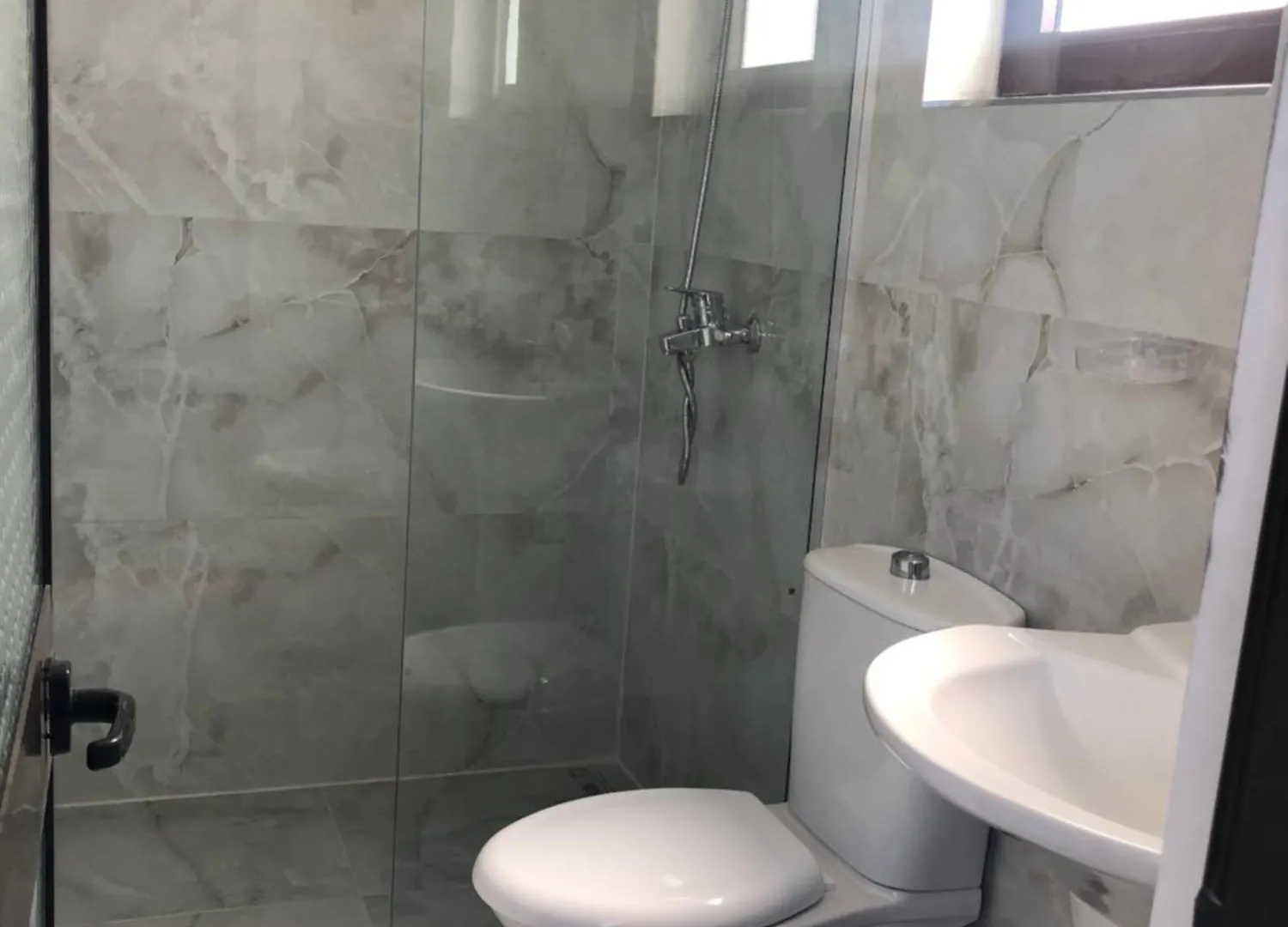 Guest House A&N Durres 0*,  Albania